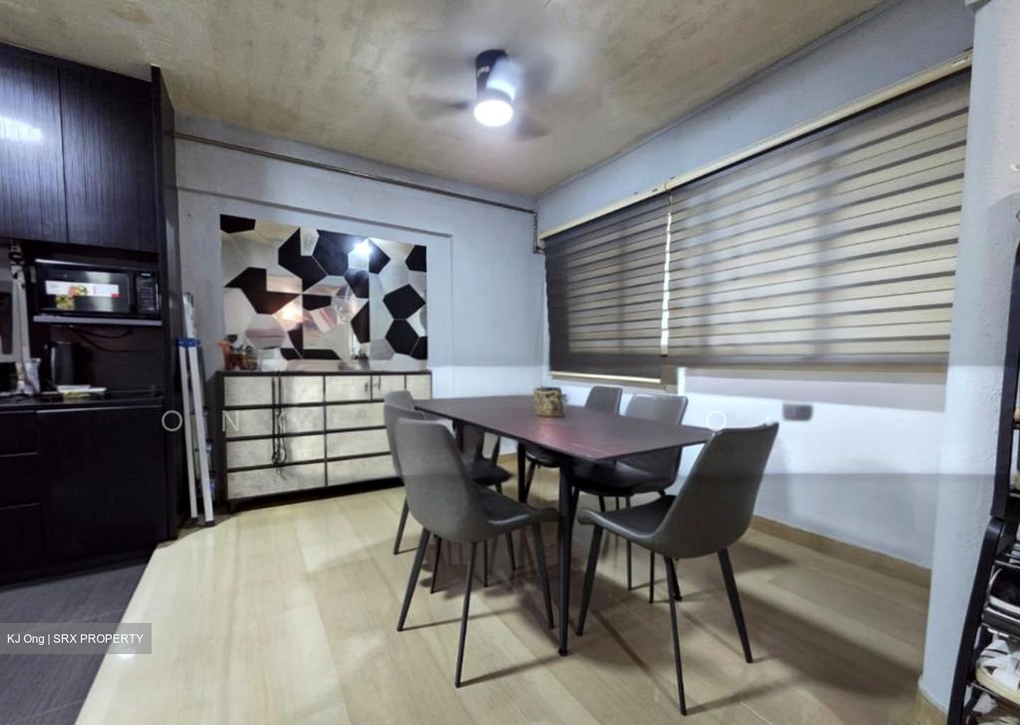 Blk 559 Jurong West Street 42 (Jurong West), HDB Executive #501918901